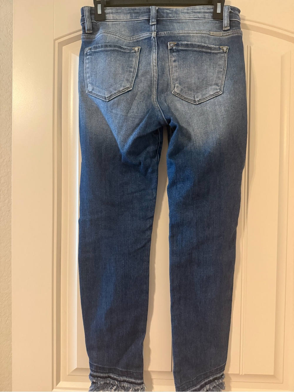 KanCan Medium Blue Washed Distressed Ankle Jeans - Picture 2 of 3